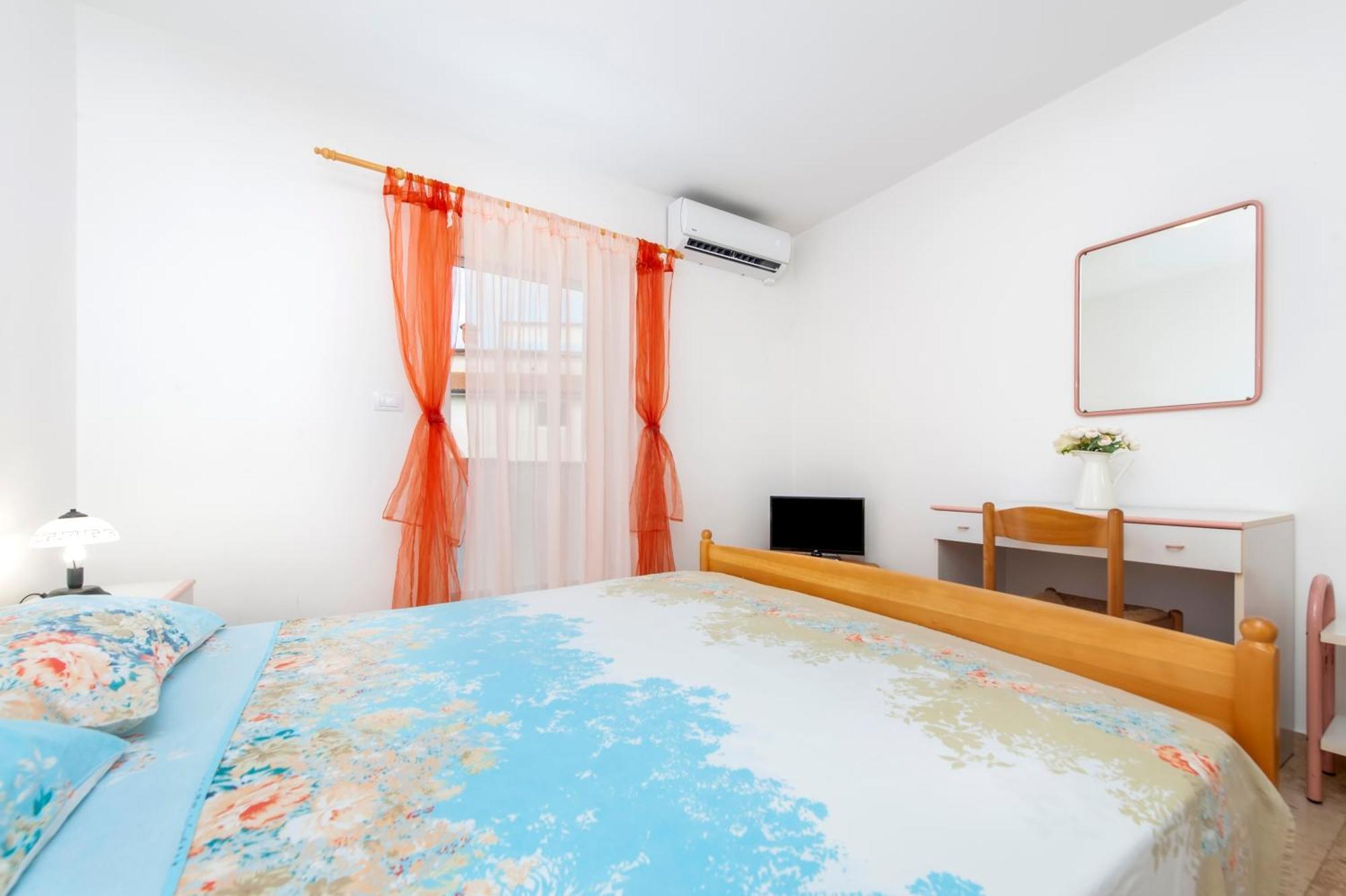 Luna Tsuki Two Aparthotel Rovinj Ngoại thất bức ảnh